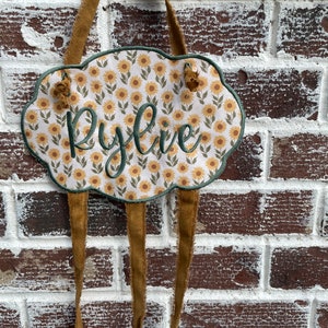 Embroidered Bow Holder -  Bow Organizer - Nursery Organization - Bow Organizer with Name - Personalized Bow Organizer