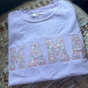 Embroidered floral Mama Short Sleeve Shirt - Appliqué Mama Shirt - Mama gift - Mom gift