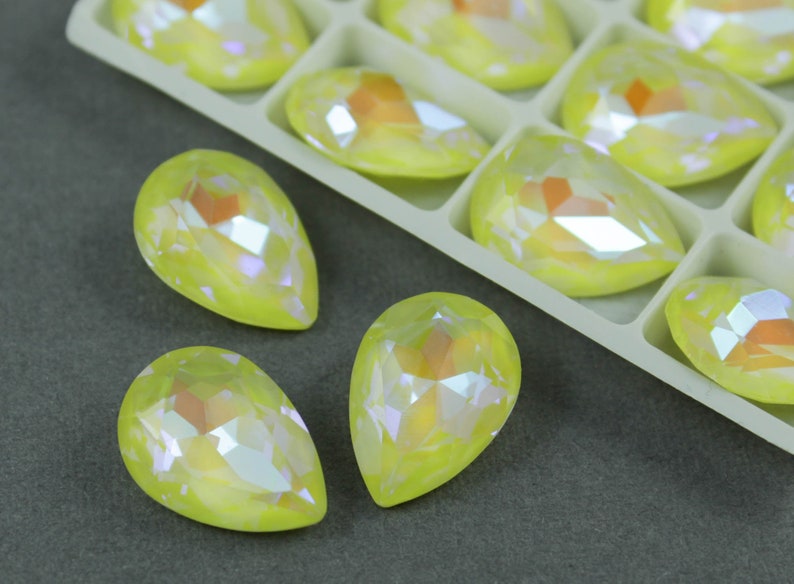 3 pc Ultra AB Sunflower Glass crystal drop 13x18mm With claws Pear Rhinestones Point back paint Teardrop