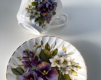 Vintage Purple Pansies Teacup and Saucer, Royal Sutherland Fine Bone China, Made in England