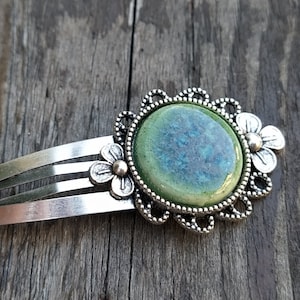 Green hair clip, green hair clip, ceramic hair decoration, hair decoration, Hair Jewelry hair decor, vintage hair clip, green hairpin