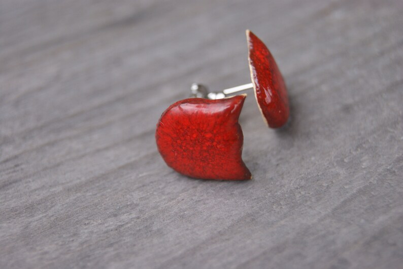 Red Ceramic Kitty Head Earrings with Surgical Steel Pins and Elegant Gift Box image 5