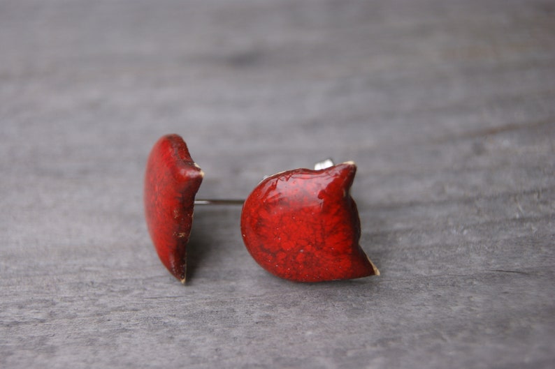 Red Ceramic Kitty Head Earrings with Surgical Steel Pins and Elegant Gift Box image 6