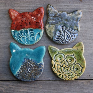 Ceramic cat head magnet, Green cat, blue cat, Turquoise cat, red cat head magnet, Ceramic kittens refrigerator magnet, gifts for cat lovers set of 4 head of cat