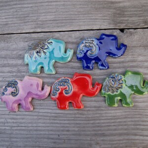 Imán de elefante colorido para la buena suerte, imán elefante verde, elefante rojo, elefante azul, elefante oriental, para la suerte, colección de imanes