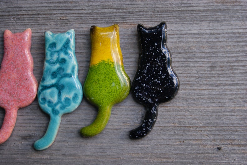 Ceramic cat fridge magnet, gift for cat lovers, Yellow cat, ceramic magnet, Black cat, Pink cat, Turquoise cat with a tail, blue cat magnet image 3