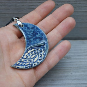 Blue Mooncover pendant, Ceramic necklace, elegant pendant, ceramic blue moon pendant, girlfriend gift, blue ceramic pendant, girlfriend gift image 2