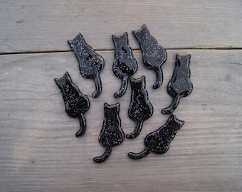 Handmade Ceramic Black Cat Magnet – Unique Pottery Fridge Magnet with White Dots – Gift for Cat Lovers – Home or Office Decor