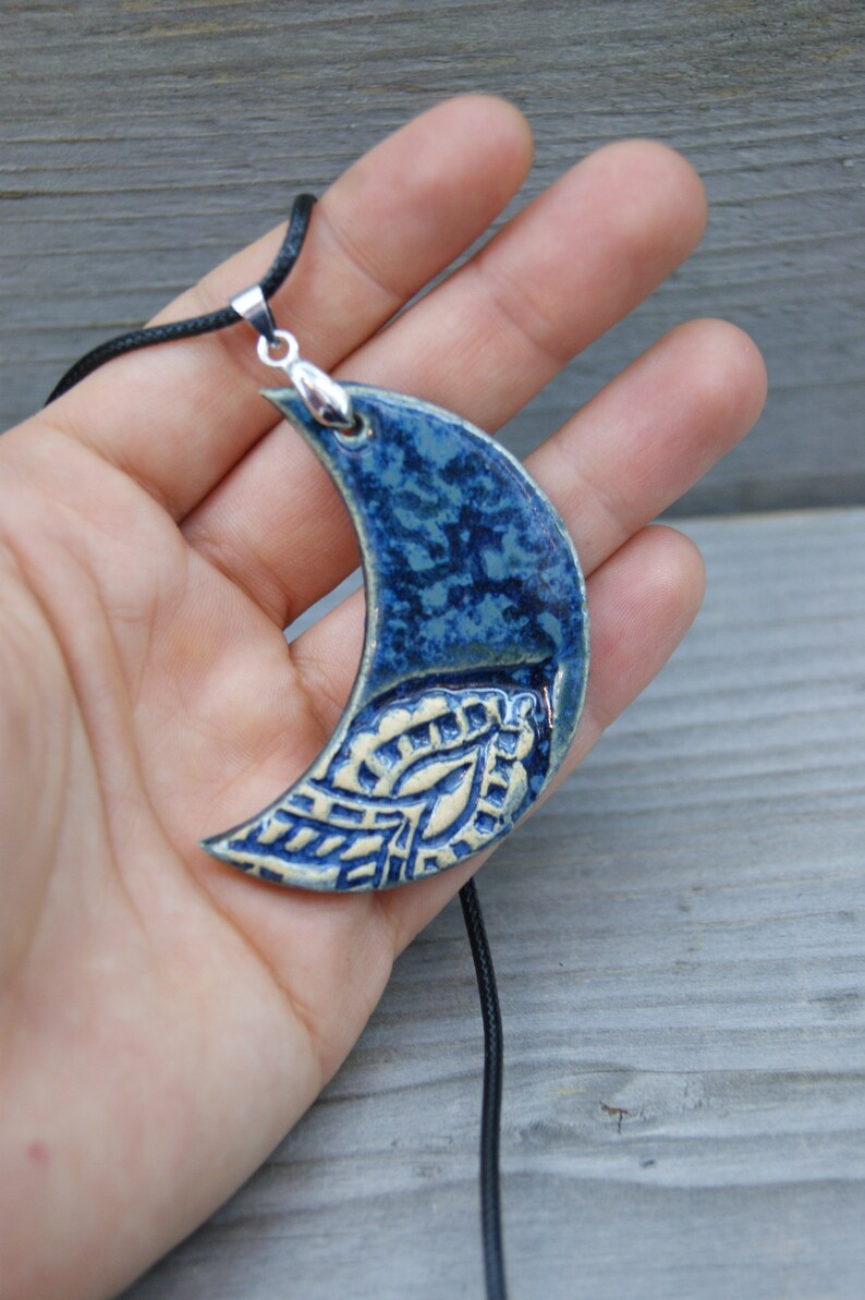 Blue Mooncover pendant, Ceramic necklace, elegant pendant, ceramic blue moon pendant, girlfriend gift, blue ceramic pendant, girlfriend gift image 5