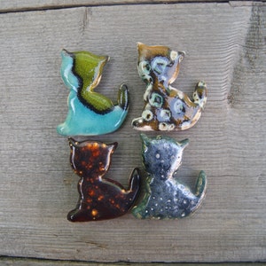 Cute cat broche, Cat PIN, keramische kat, keramische broche, cute broches, zilveren kat, bruine kat, Turquoise kat, keramische kat broche, fun Cat afbeelding 4