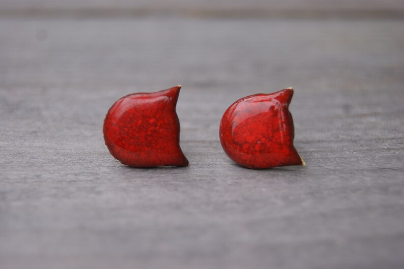 Red Ceramic Kitty Head Earrings with Surgical Steel Pins and Elegant Gift Box image 8