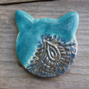 Ceramic cat head magnet, Green cat, blue cat, Turquoise cat, red cat head magnet, Ceramic kittens refrigerator magnet, gifts for cat lovers Turquoise cat