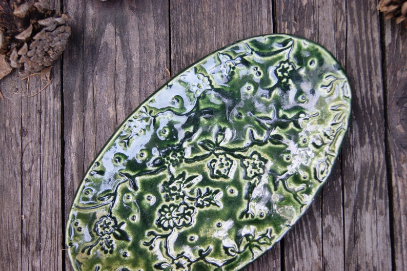 Ceramic multifunctional green dish, t-light holder, ceramic jewelry plate, candle plate with ornament, gift for birthday, green ring dish, image 1