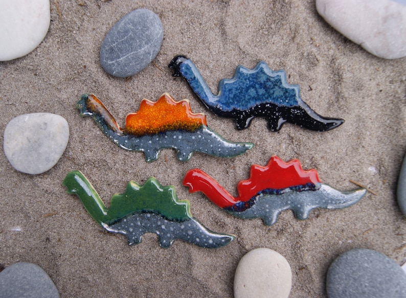 Jurassic dinosaur, Brontosaurus magnet, Jurassic magnet, Ceramic dinosaur, ceramic magnet, cute magnet, Jurassic dinosaur, kitchen magnet Set of 4 dinosaurs