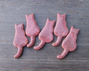 Ceramic pink cat fridge magnet, gift for cat lovers, pink cat, ceramic magnet, cat with a tail
