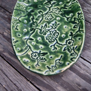 Ceramic multifunctional green dish, t-light holder, ceramic jewelry plate, candle plate with ornament, gift for birthday, green ring dish, image 6