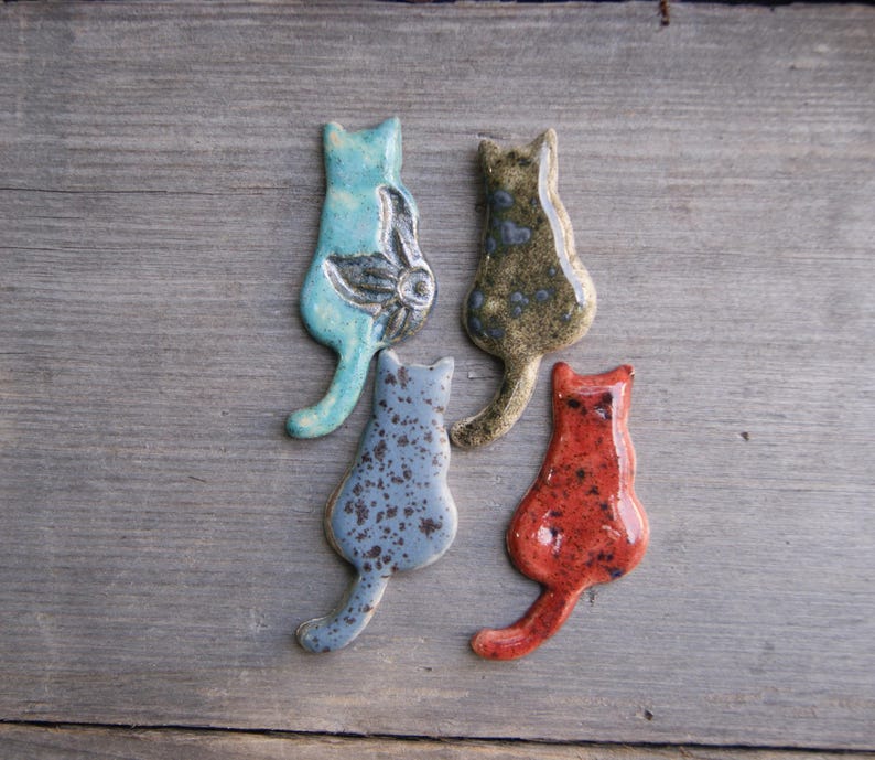 Ceramic Cat magnet