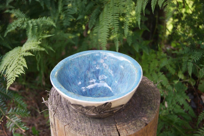 Ceramic bowl with plant motif, ceramic dish, home decor, handmade bowl, floral motif bowl, wild rose bowl, housewarming gift, blue bowl image 4