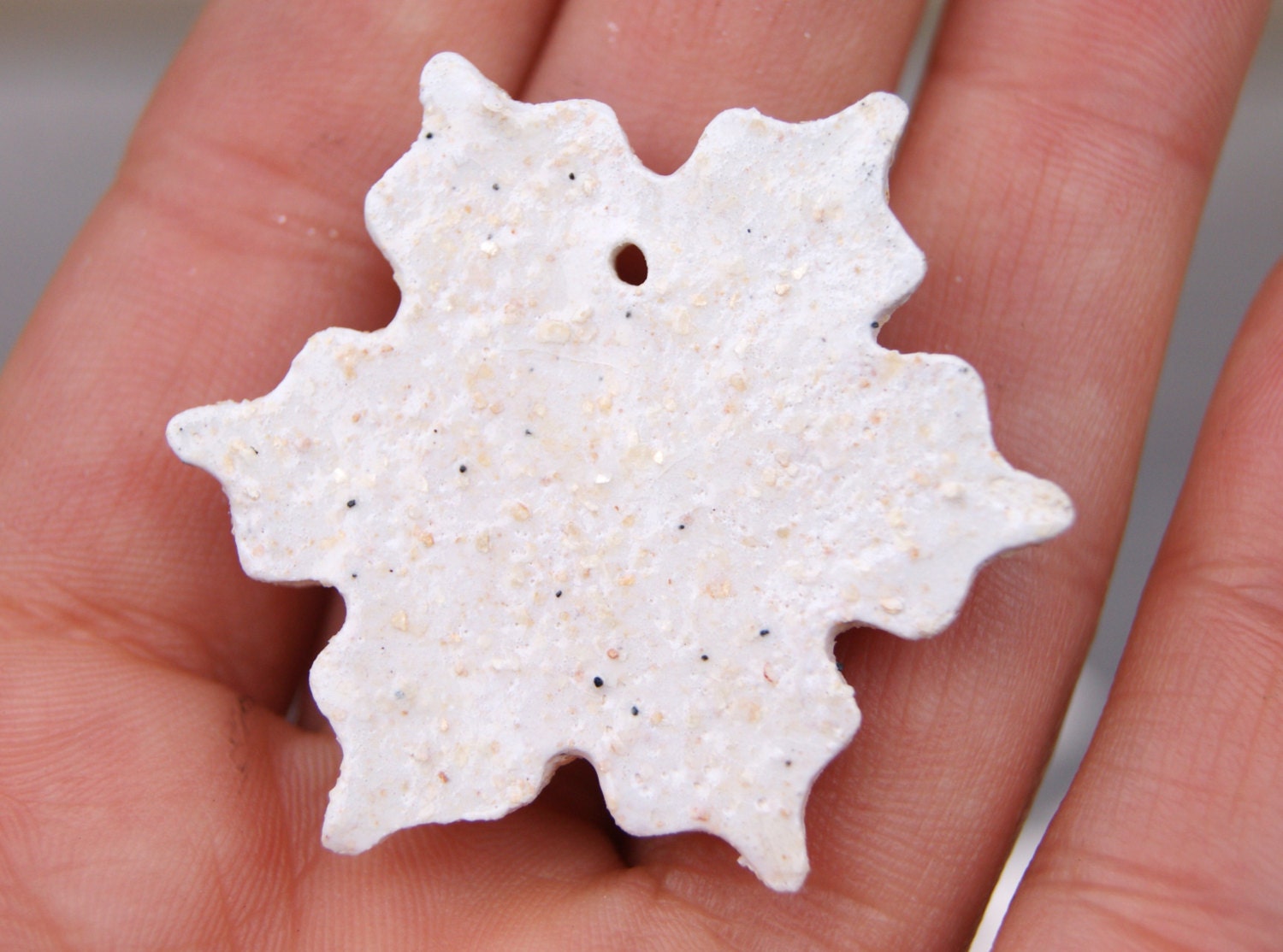Ceramic Elegant White Snowflake/star on the Christmas Tree, Christmas ...