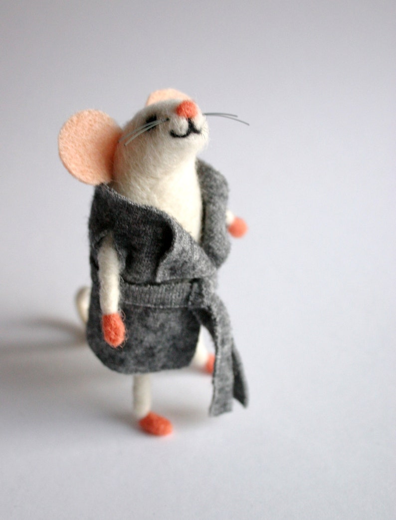 mouse figurine toy