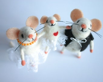 Family portrait dolls, Felt mice family, Personalized family portrait, Custom family figurines, Needle felted mouse, Holiday figurine mice