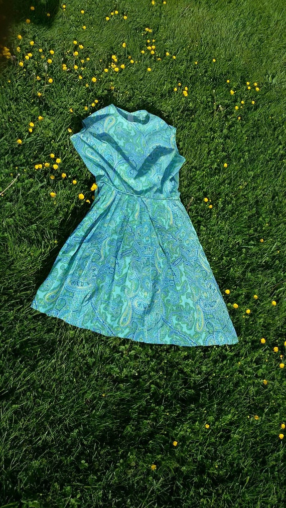 Blue Green Paisley Fit and Flare Day Dress - image 4