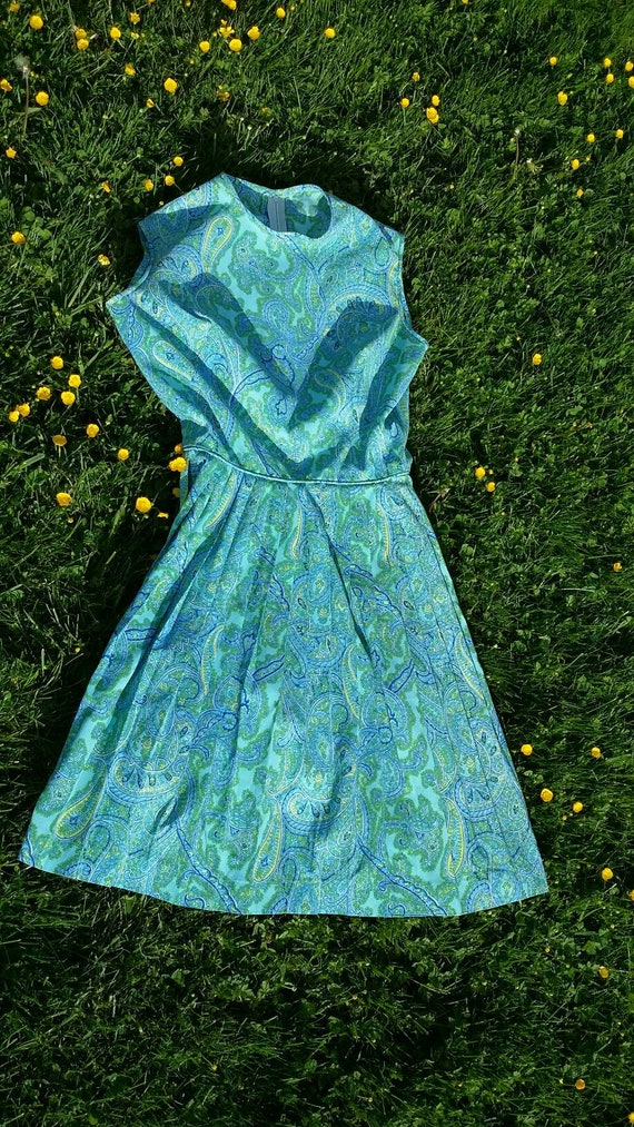 Blue Green Paisley Fit and Flare Day Dress - image 5