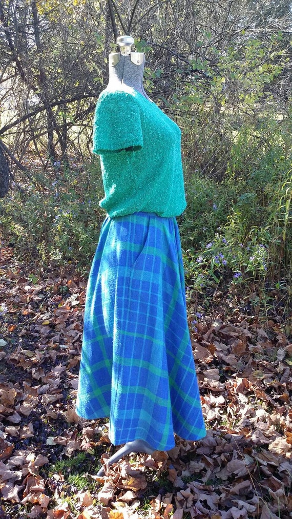 Luxurious Liz Claiborne Plaid Full Skirt - image 3