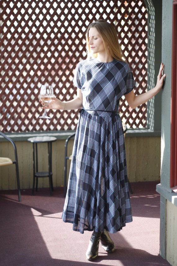 1950s Plaid Dress - image 1