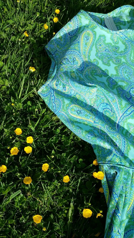 Blue Green Paisley Fit and Flare Day Dress - image 3