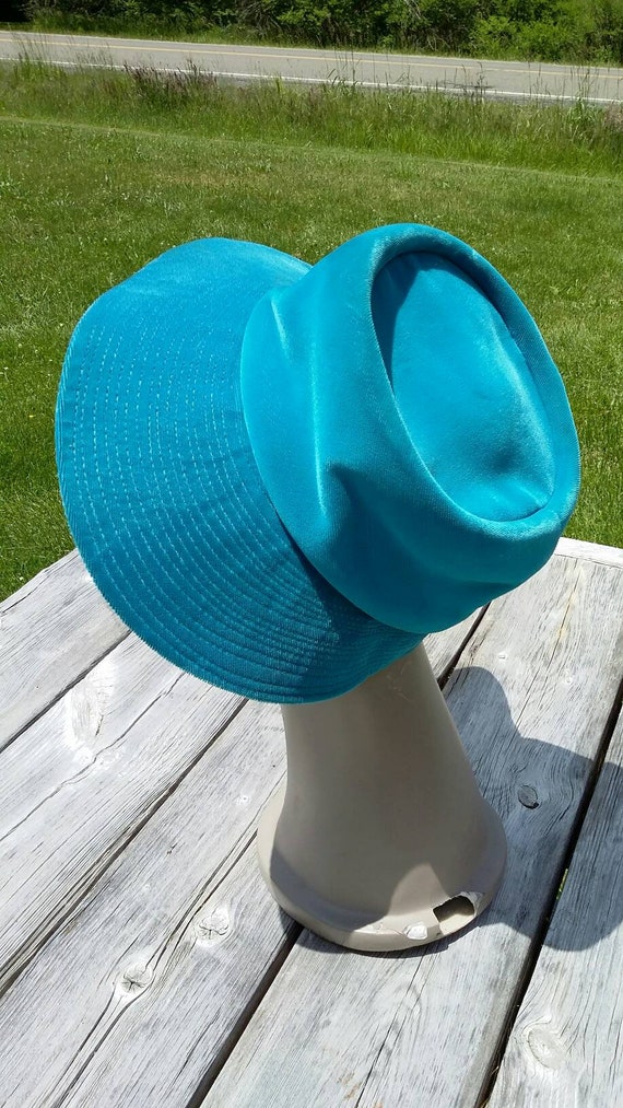 Turquoise Velveteen Wide Brimmed Hat - image 9