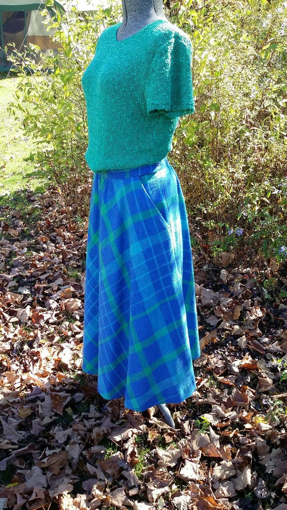 Luxurious Liz Claiborne Plaid Full Skirt - image 6