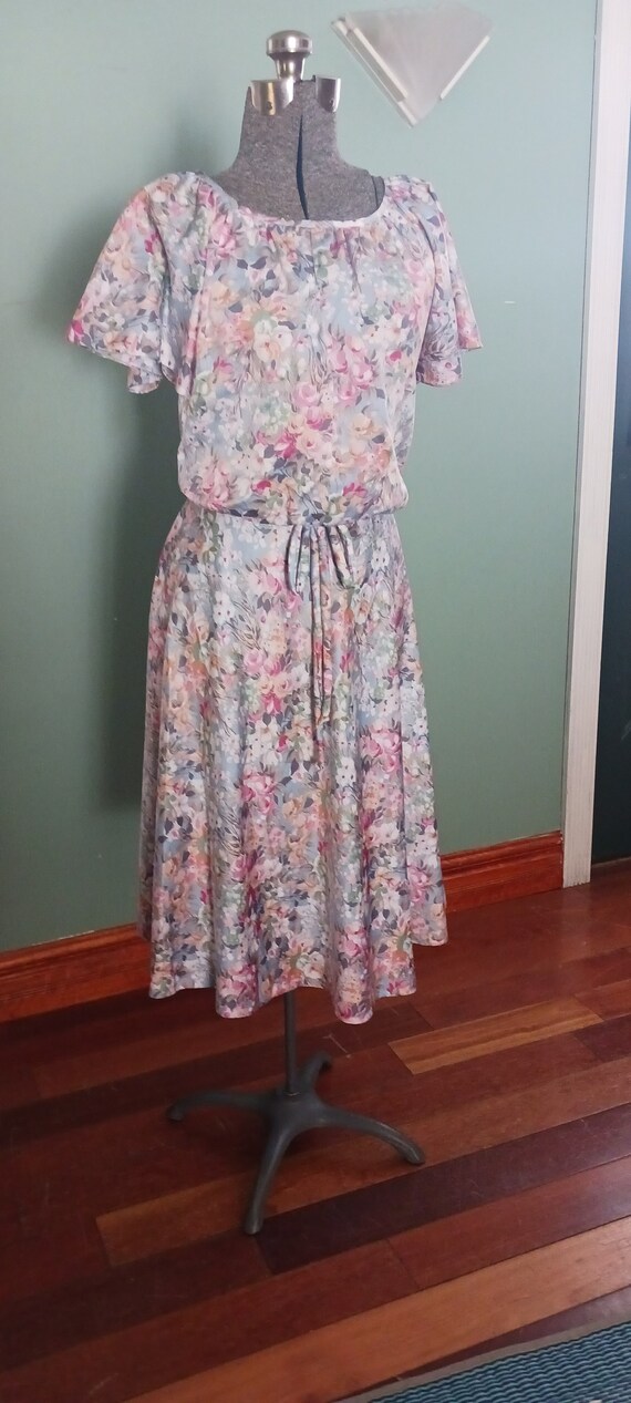 Spring Floral Dress - image 6