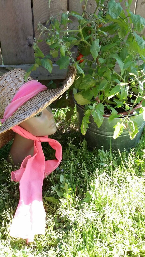 Big Straw Victory Garden Sun Hat - image 2