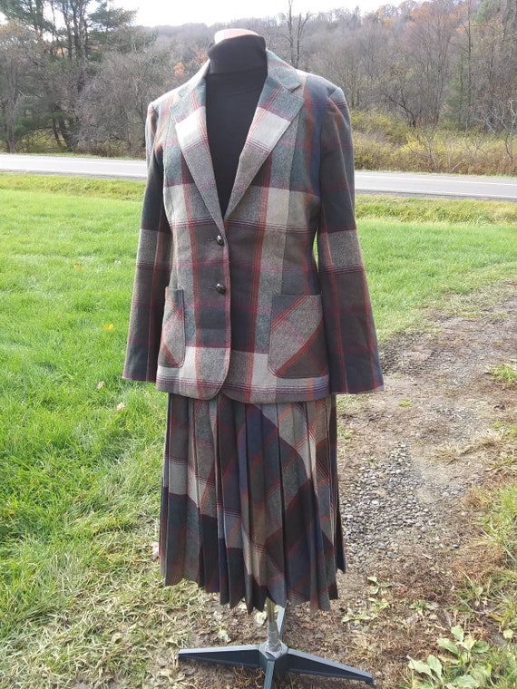 Peerless of Boston Plaid  Suit - image 6