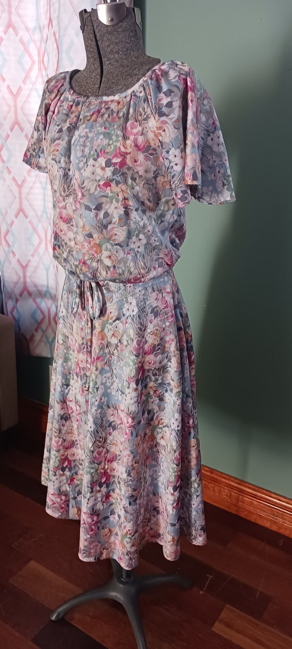 Spring Floral Dress - image 4