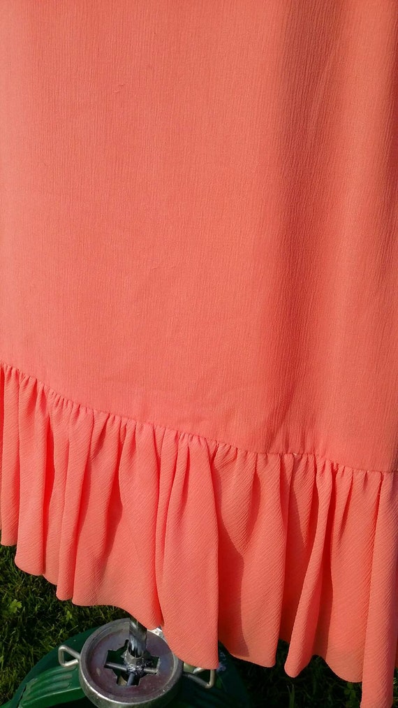 Beautiful Coral Chiffon Cocktail Dress - image 9