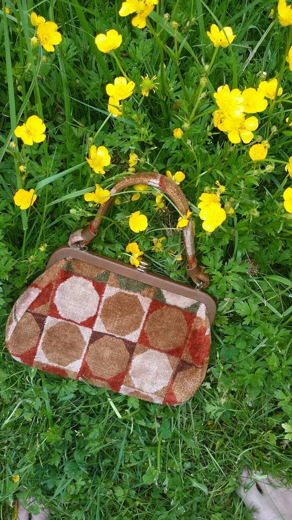 Mod Geometric Print Handbag