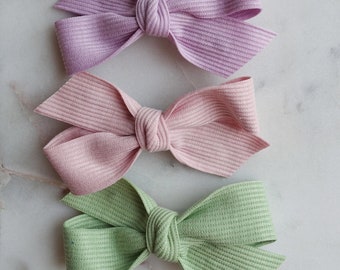 Hand-tied ribbon bow (Available in 10 colors), | Mini Hair Bows | Toddler Hair Clip | Baby Headbands | Girl Hair Clip | Toddler Hair Bow