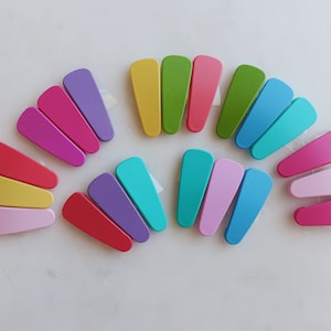 Set mit drei (3) Matte Acryl Snap Clips, Mädchen Haarspange | Mini Snap-Clip | Baby Mädchen Haarschleife | Mädchen Haarschmuck | Kleinkind Snap Clip