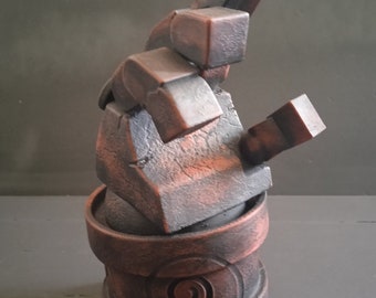 Modelo impreso en 3D de Hellboy, divertido y pintado a mano.