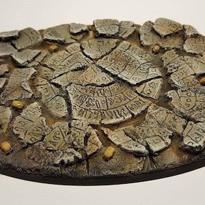 170X105mm oval resin round bases  Holly ground 1pc