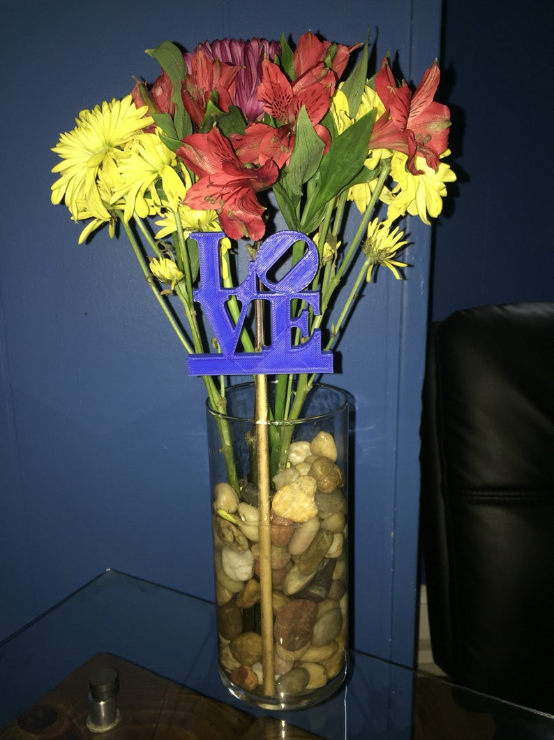 Philadelphia Love Statue for Flower Bouquet!