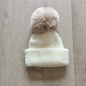 Faux fur pompom hat and baby slippers set image 2