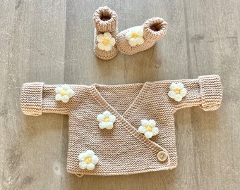 Ensemble brassière et chaussons daisy de la naissance à 3 mois