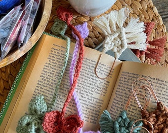 Custom Made Crochet or macrame Floral Leaf paper clip Bookmarks