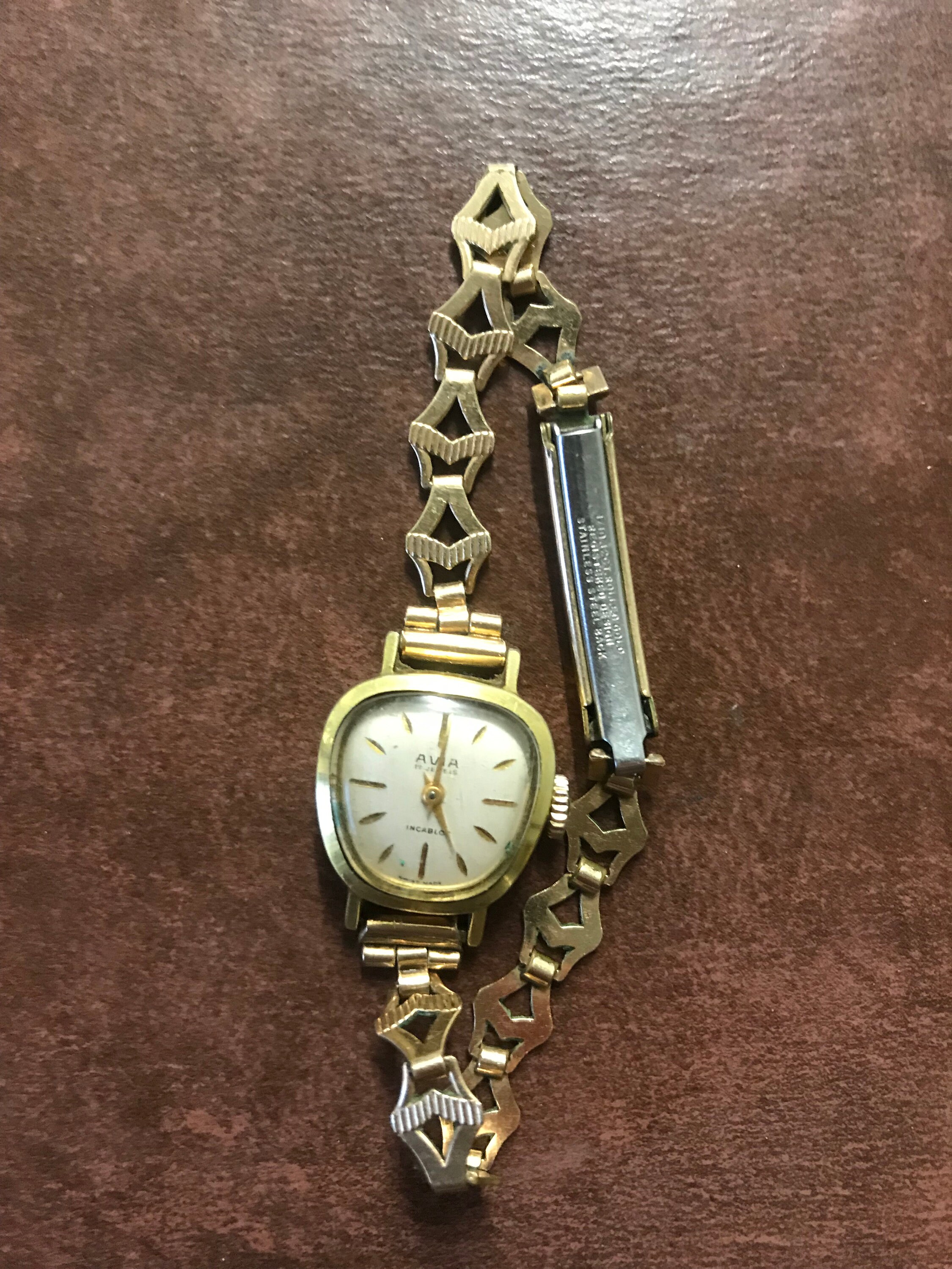 avia watches 1950s