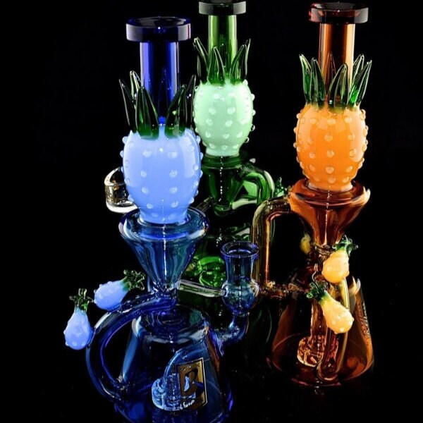 3 colored recycler pipe pineapple