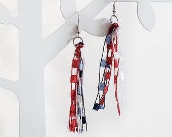 Red White and Blue Dangle Earrings, Firework earrings, for her, Lightweight earrings, Patriotic Earrings, 4th of July, USA jewelry, D8