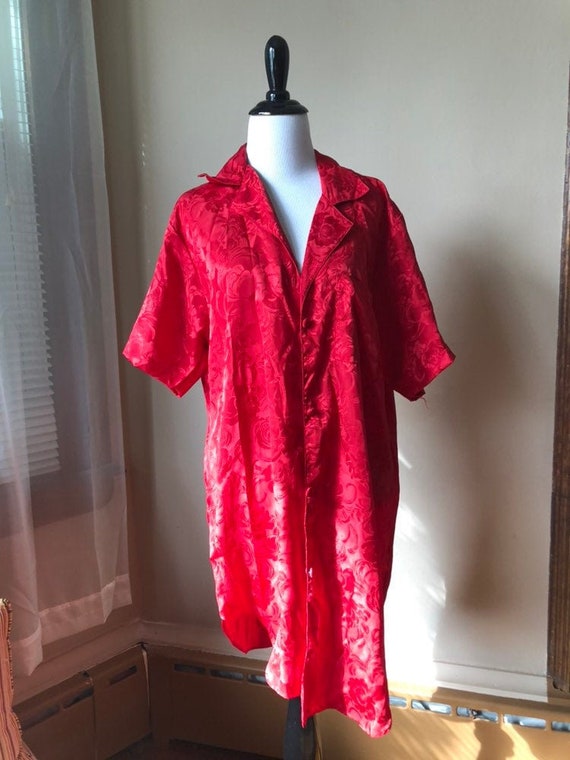 OS / small / vintage / red satin collection / pai… - image 1